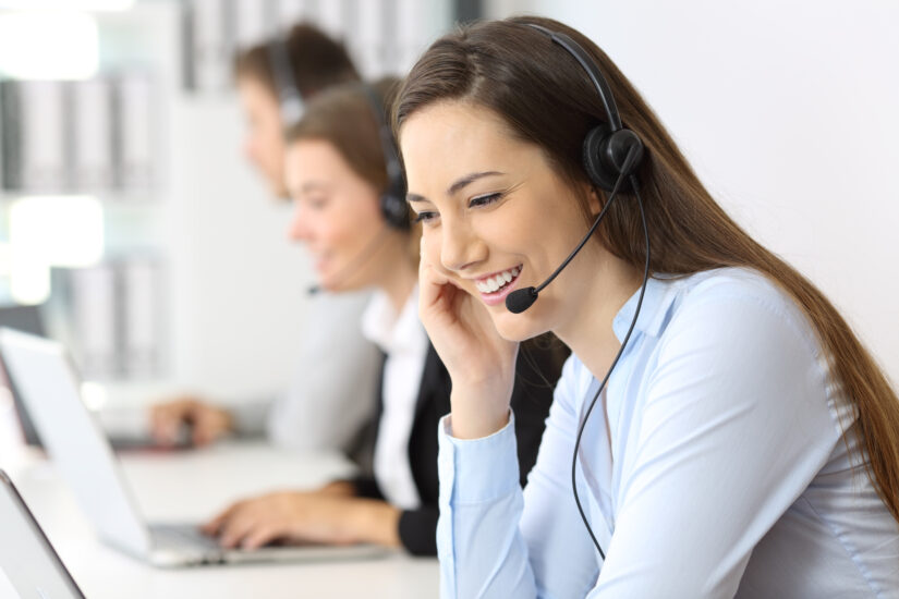 The Benefits of Outsourcing Call Center Services
